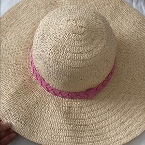 Beach Hat- Perfect for vacay!